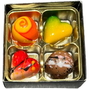 Håndlaget norsk konfekt - 4 biter